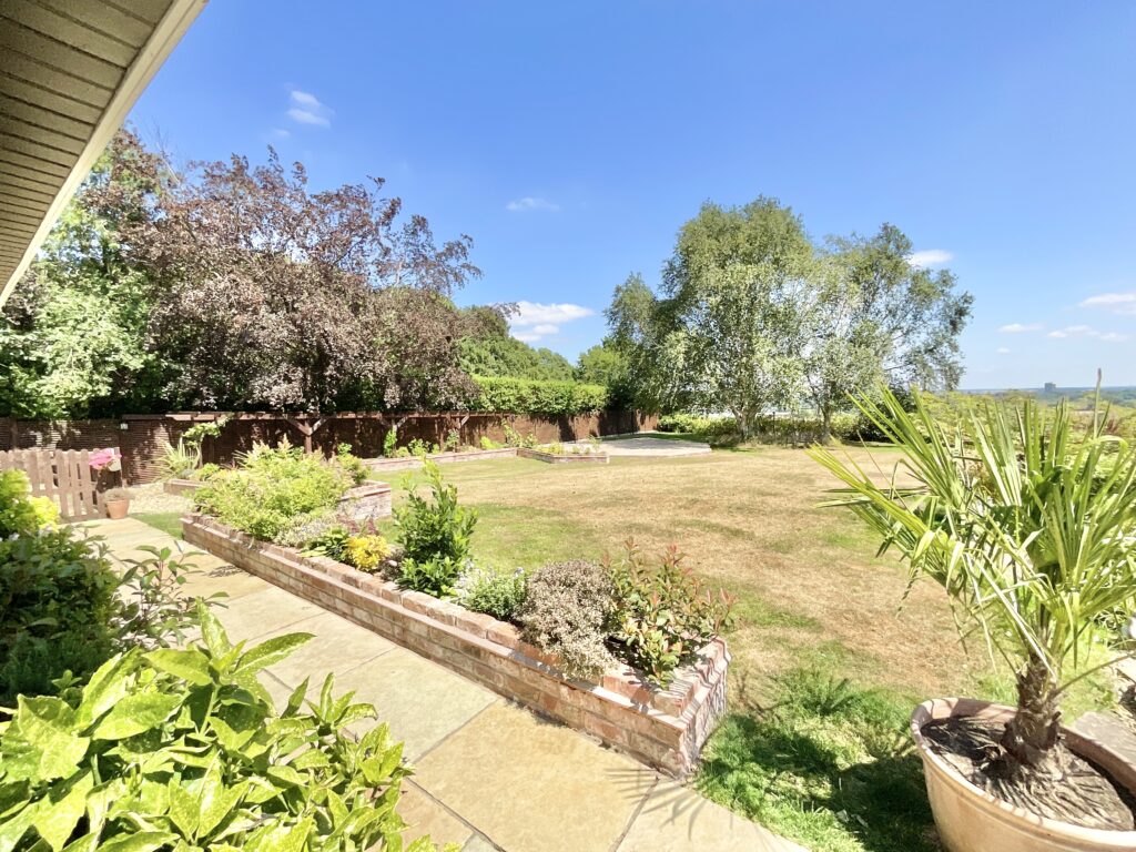 Bury Ring, Haughton, ST18