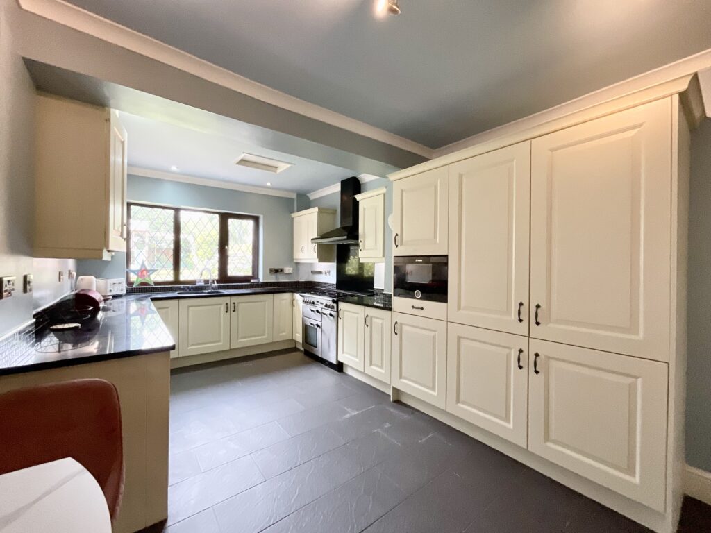 Sneyd Avenue, Newcastle, ST5