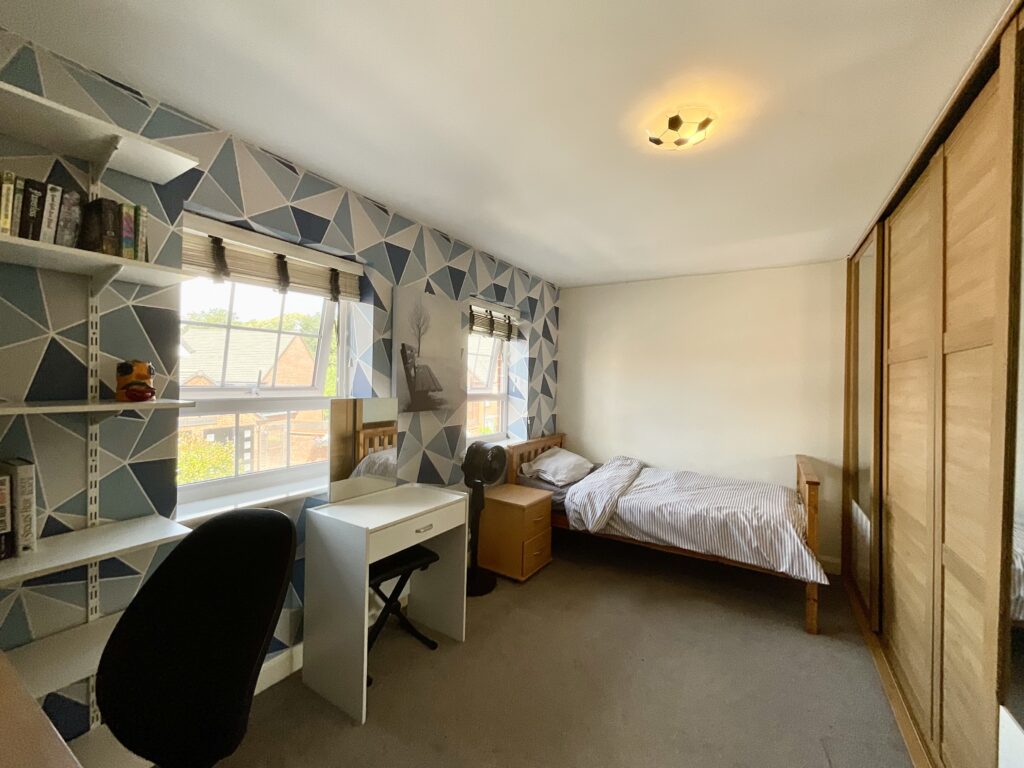 Aurora Gardens, Barlaston, ST12