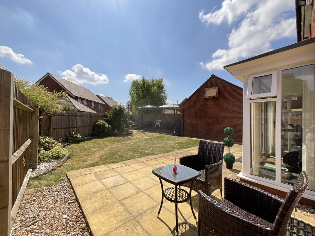 Aurora Gardens, Barlaston, ST12