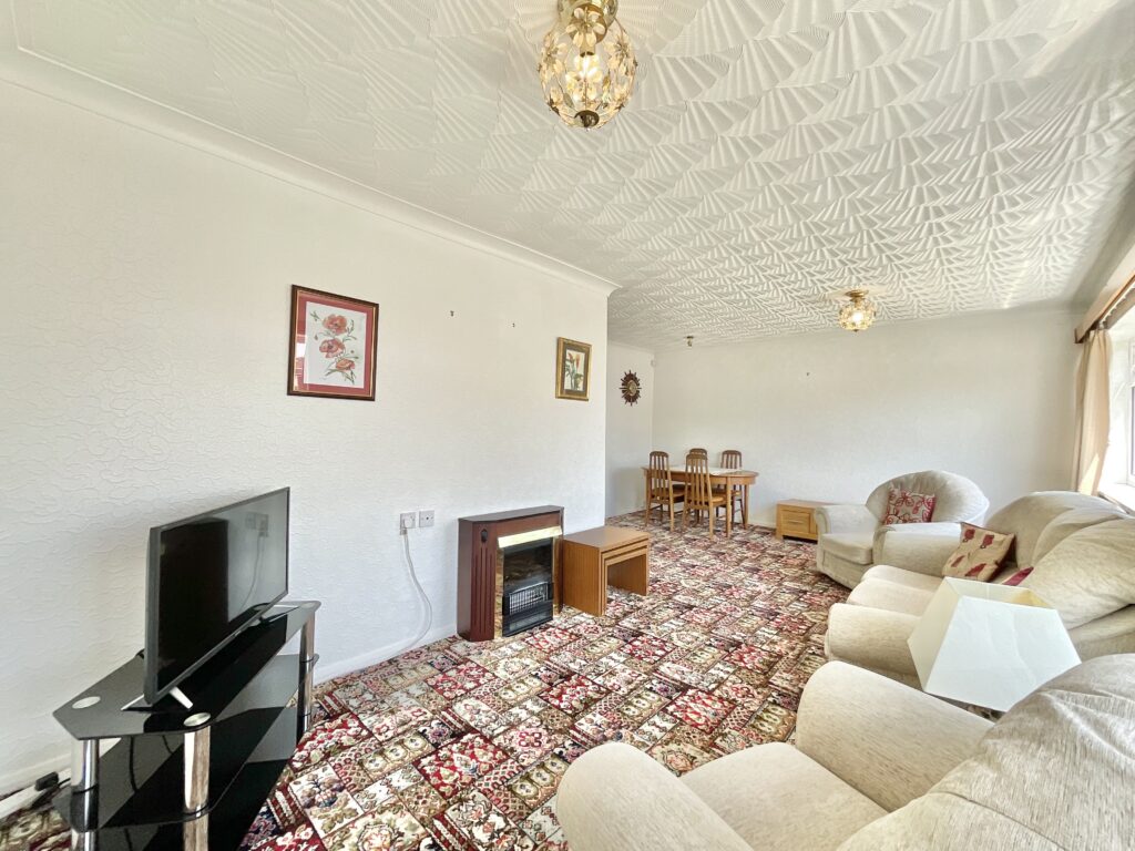 Friars Avenue, Stone, ST15