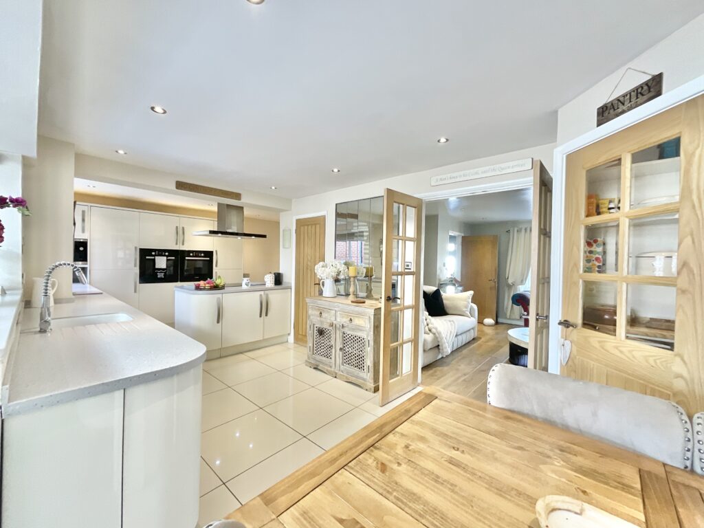 Michigan Grove, Stoke-On-Trent, ST4