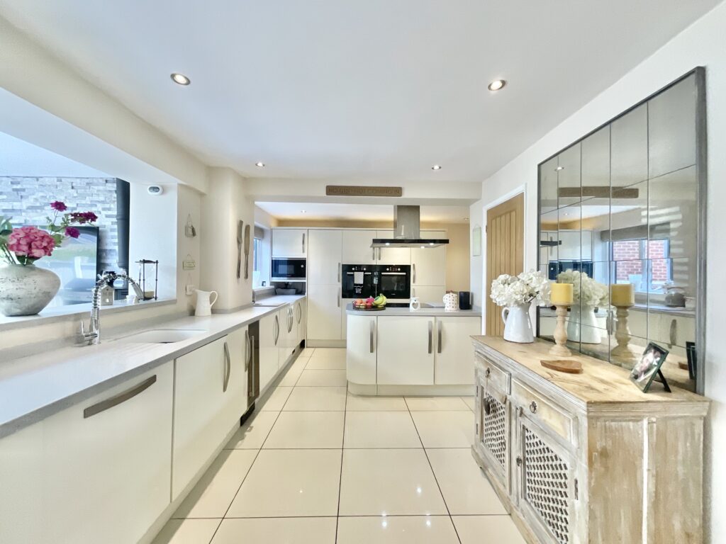 Michigan Grove, Stoke-On-Trent, ST4