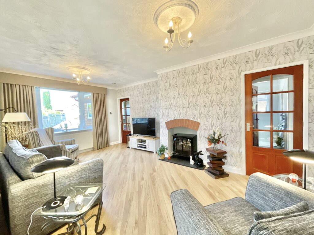 Meadow Way, Stone, ST15