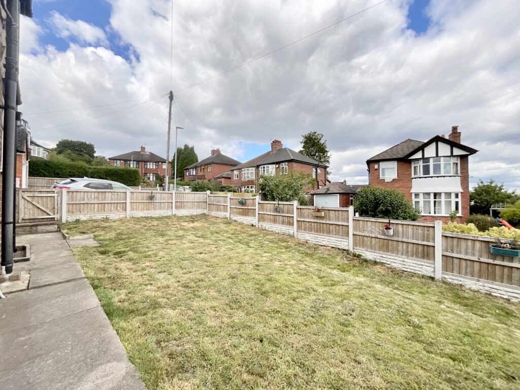 Hunters Way, Stoke-On-Trent, ST4