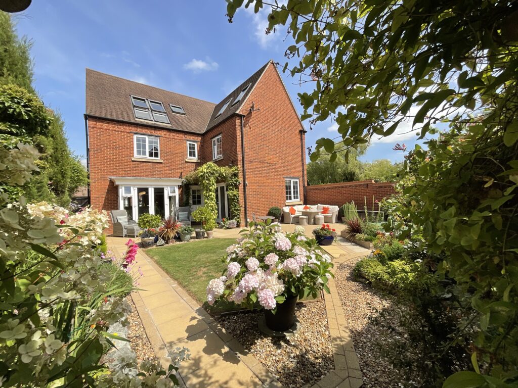 Muse Grove, Barlaston, ST12