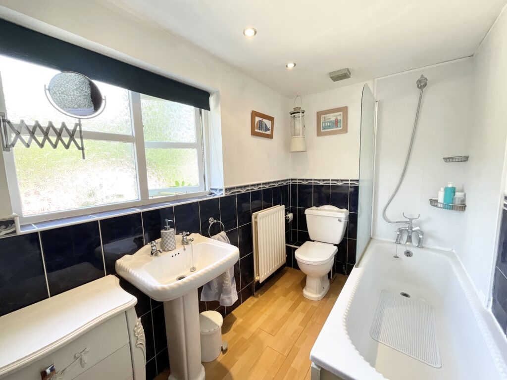 Sandon Road, Hilderstone, ST15