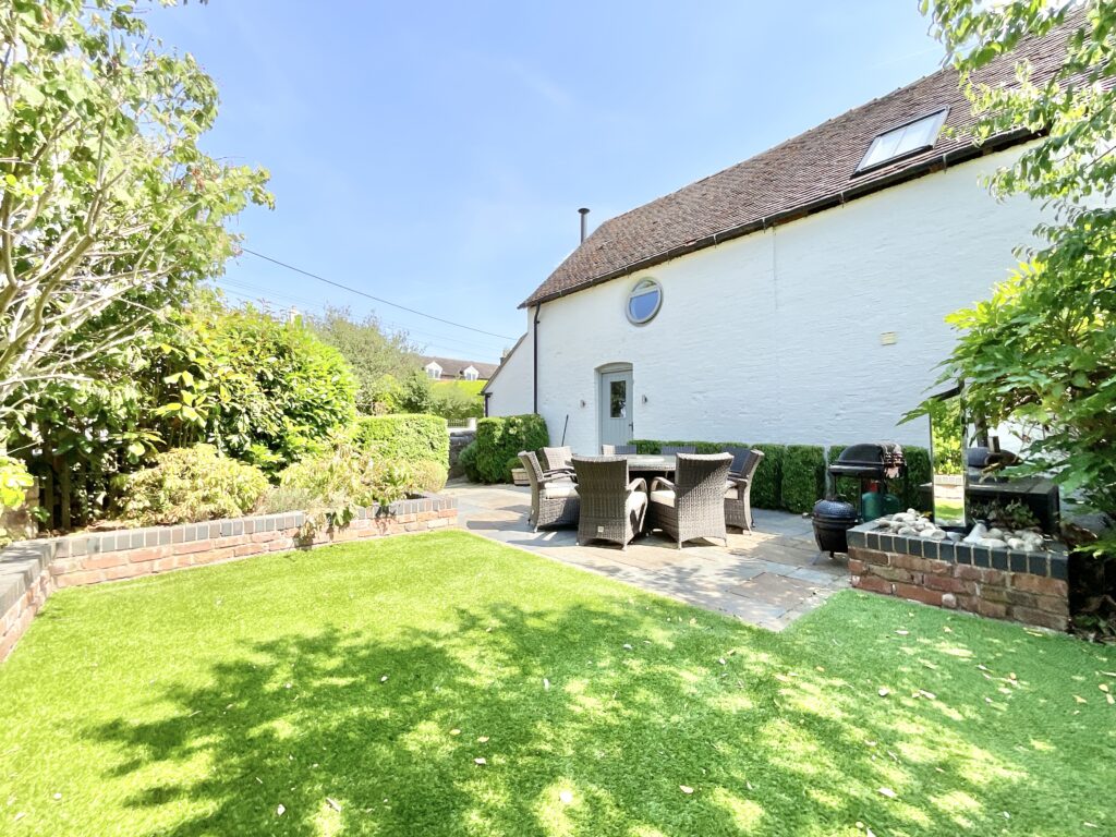 Aston, Aston Manor Barns, TF9