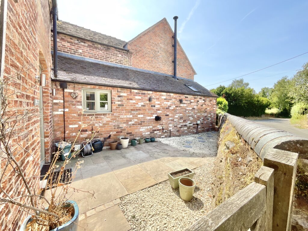 Aston, Aston Manor Barns, TF9