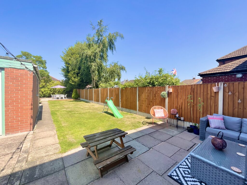 Thirlmere Road, Wistaston, CW2