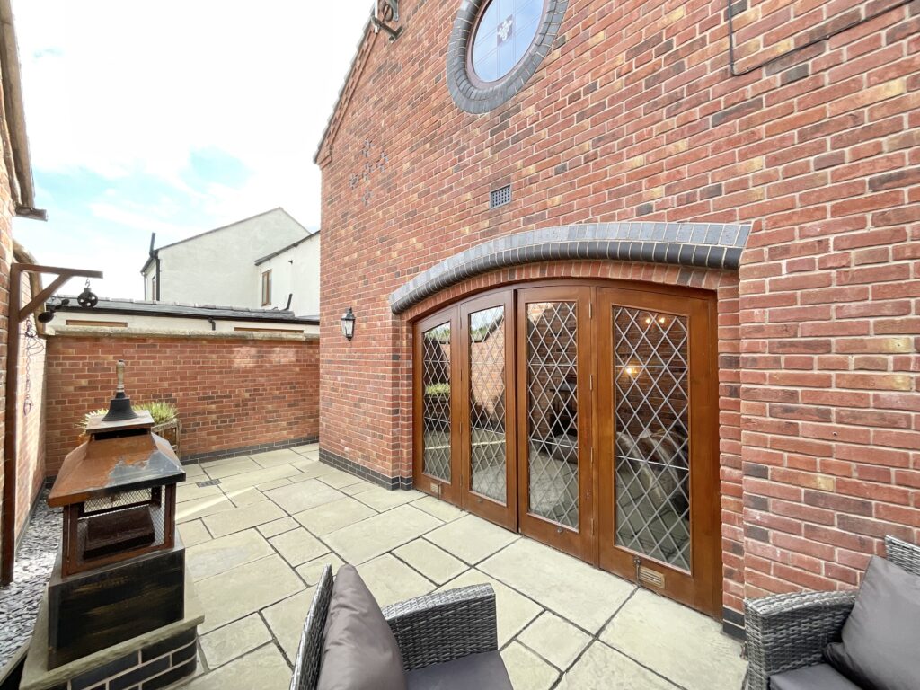 Warmingham Road, Crewe, CW1