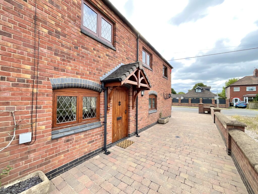 Warmingham Road, Crewe, CW1