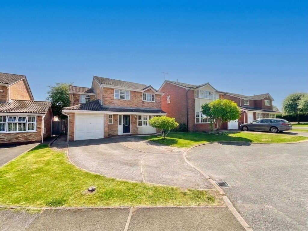 Charlcote Crescent, Crewe, CW2
