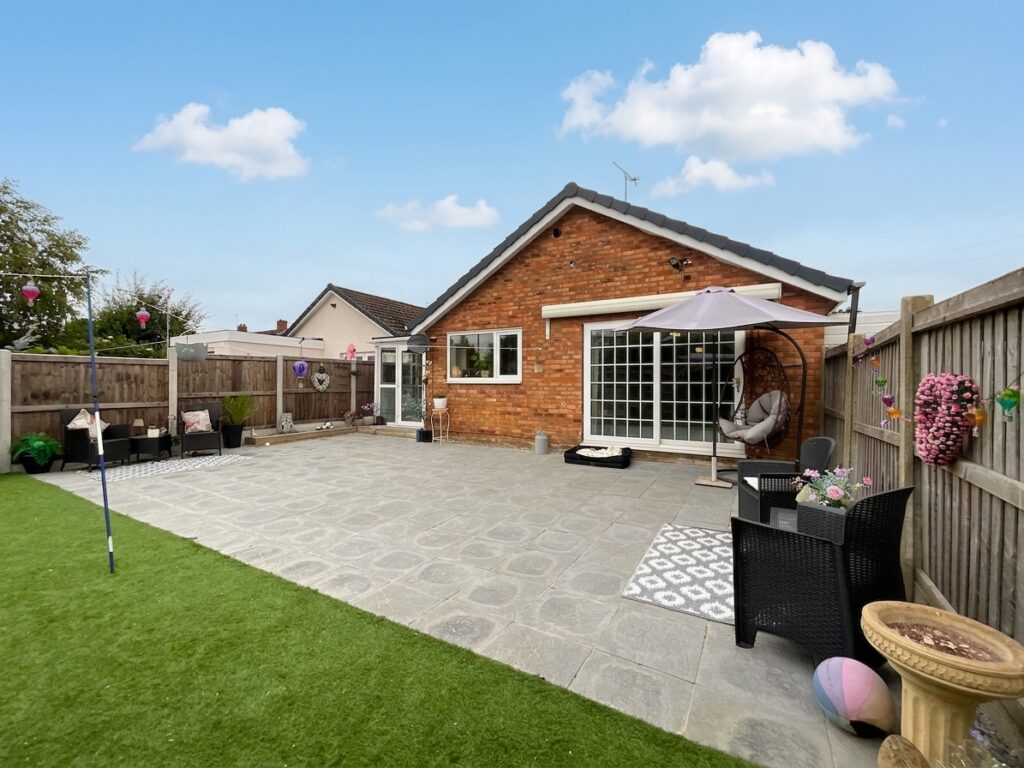 Fraser Close, Stone, ST15