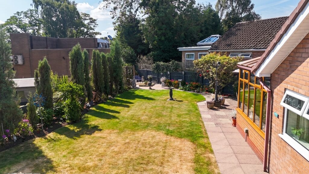 Meadow Way, Stone, ST15