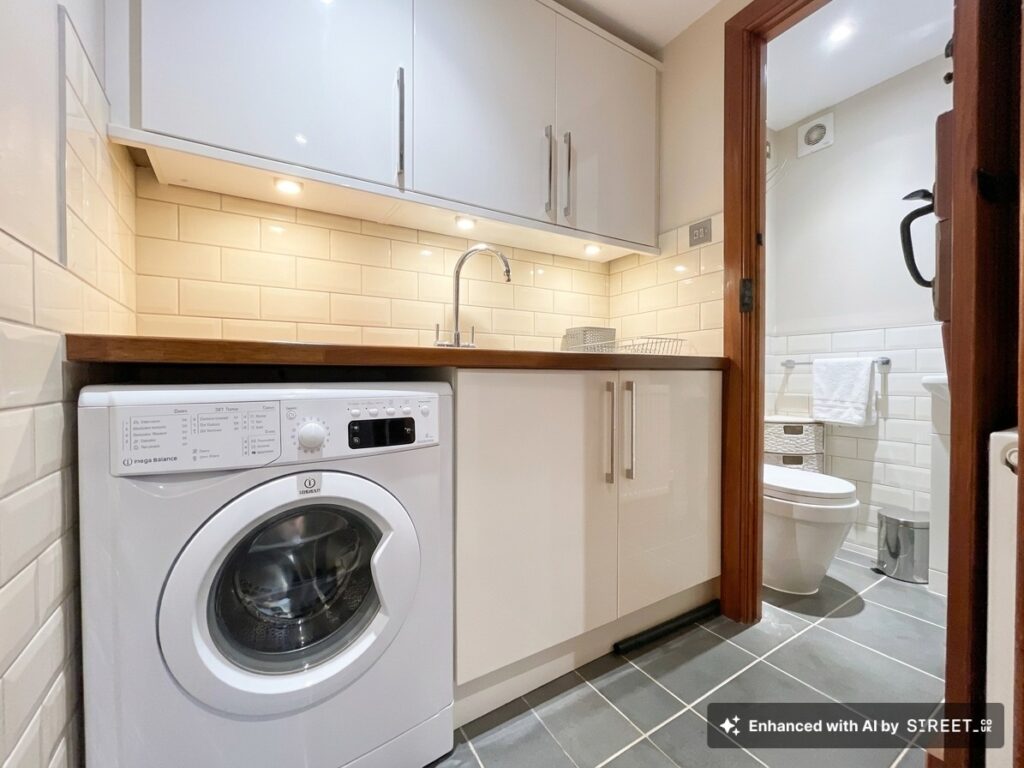 Bridgeman Court, Weston-Under-Lizard, TF11