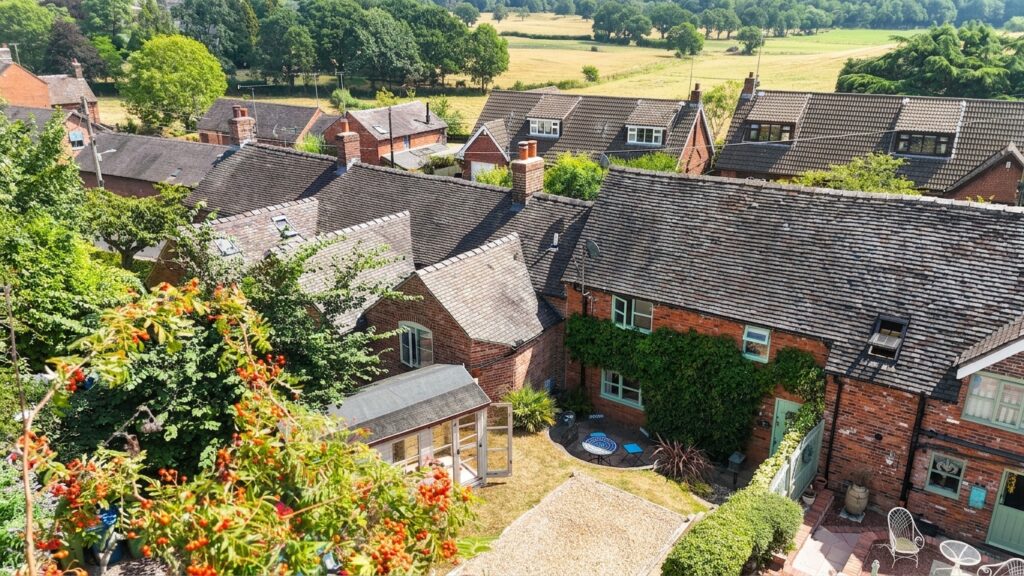 Sandon Road, Hilderstone, ST15