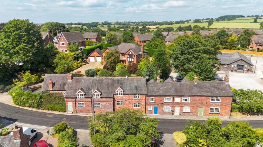Sandon Road, Hilderstone, ST15
