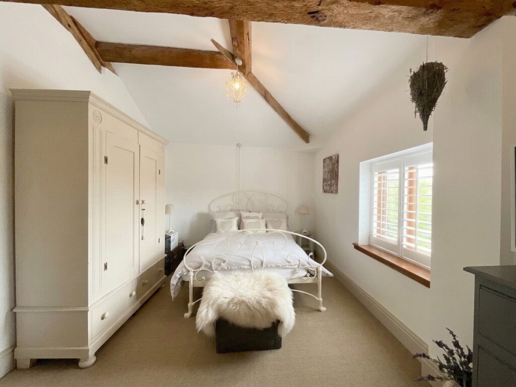 Tixall Court, Tixall, ST18