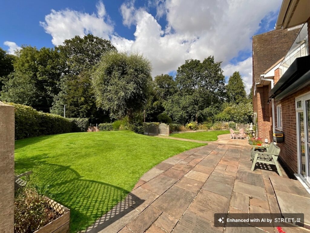 Main Road, Great Haywood, ST18