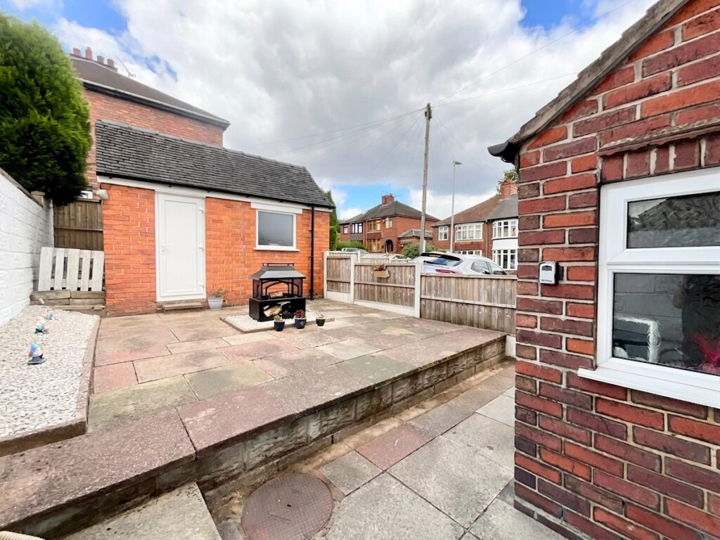 Hunters Way, Stoke-On-Trent, ST4