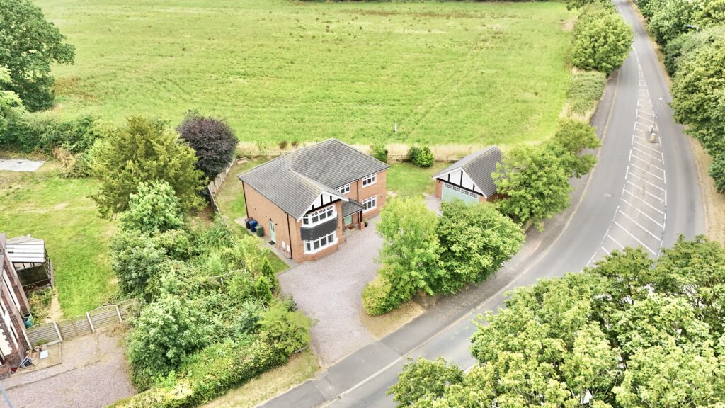 Stafford Road, Gnosall, ST20