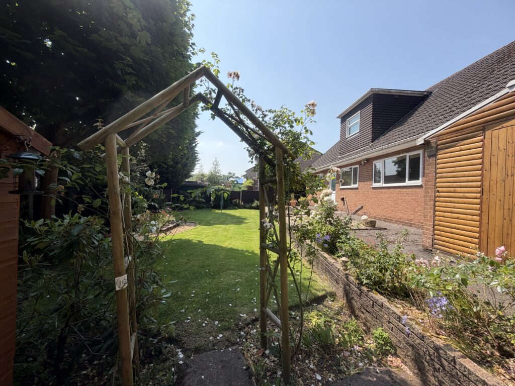 Wallfield Close, Tean, ST10