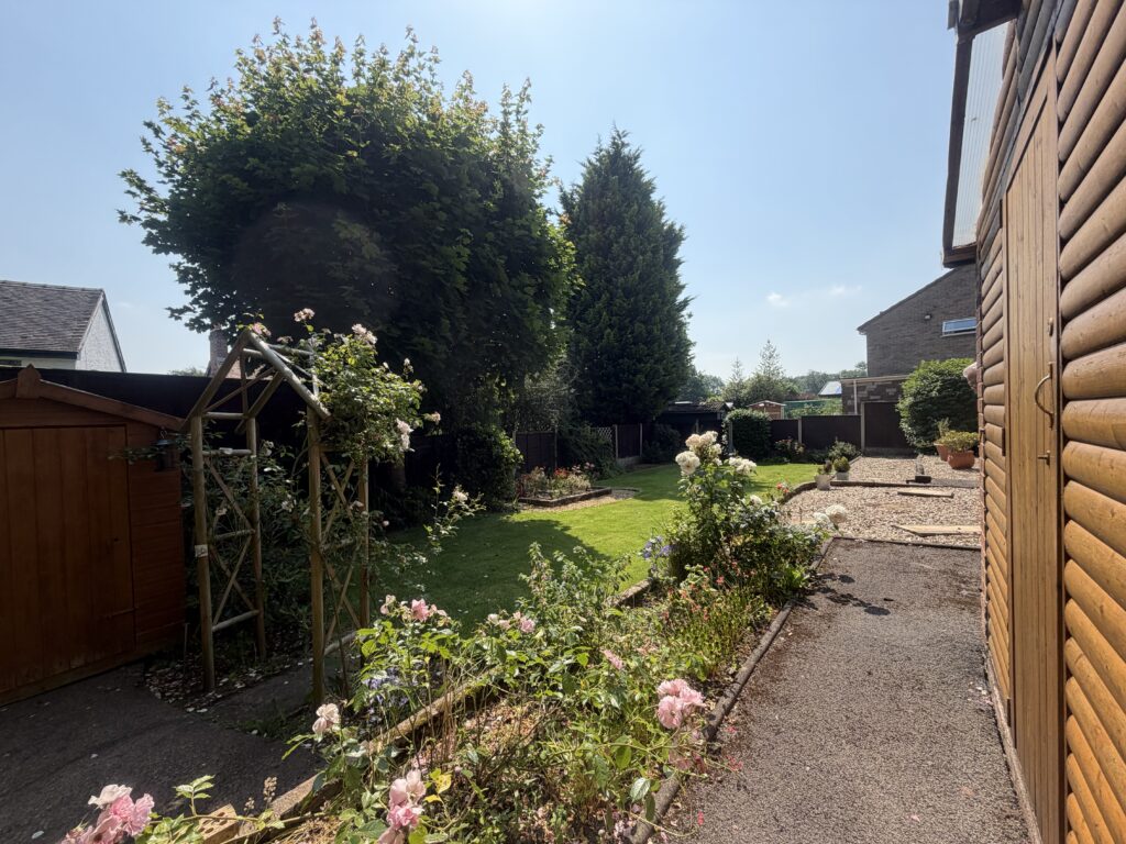 Wallfield Close, Tean, ST10