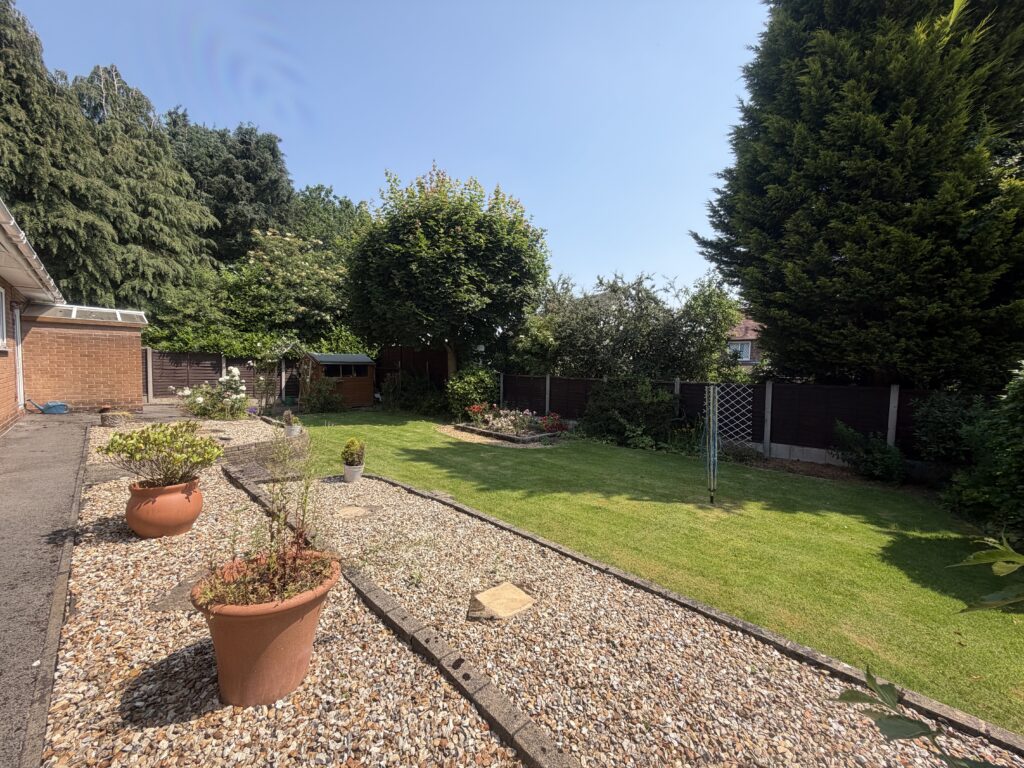 Wallfield Close, Tean, ST10