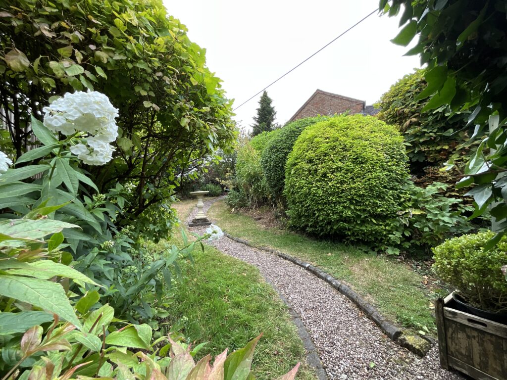 Whiston, Black Lane, ST10