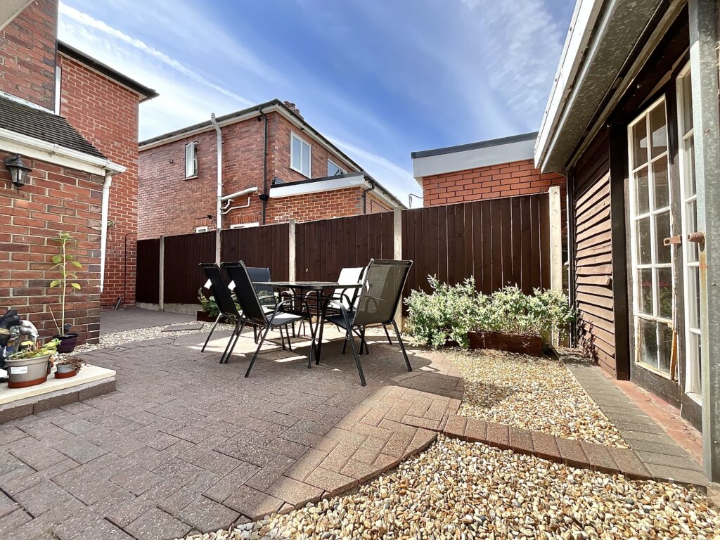 Uttoxeter Road, Blythe Bridge, ST11