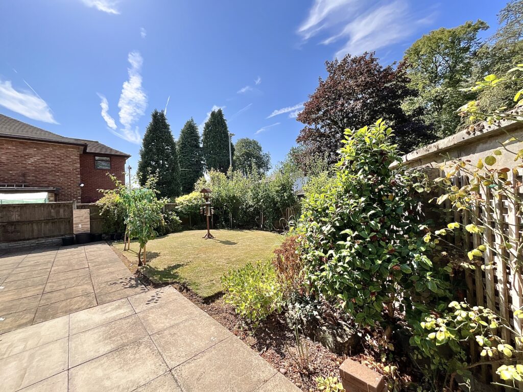 Cheadle Road, Blythe Bridge, ST11