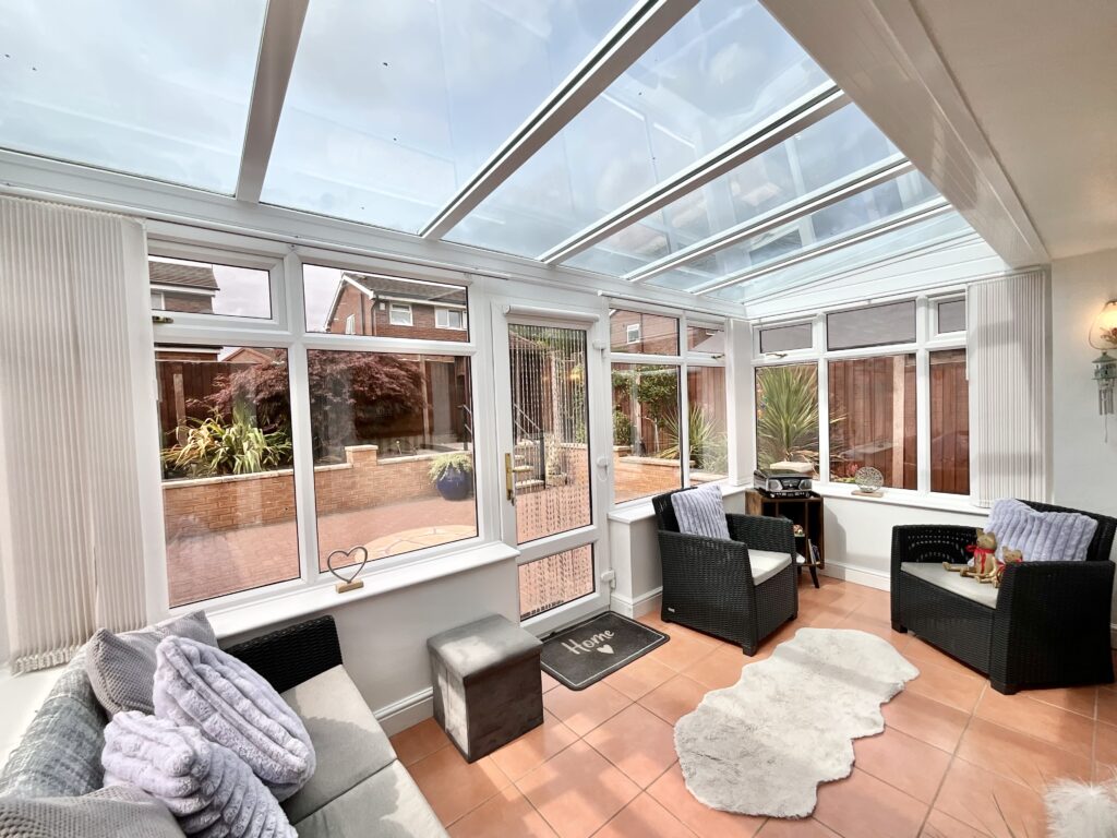 Newmarket Way, Cheadle, ST10