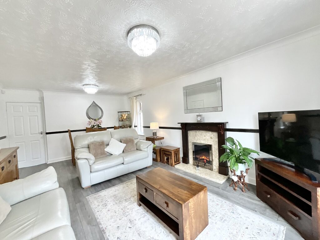Newmarket Way, Cheadle, ST10
