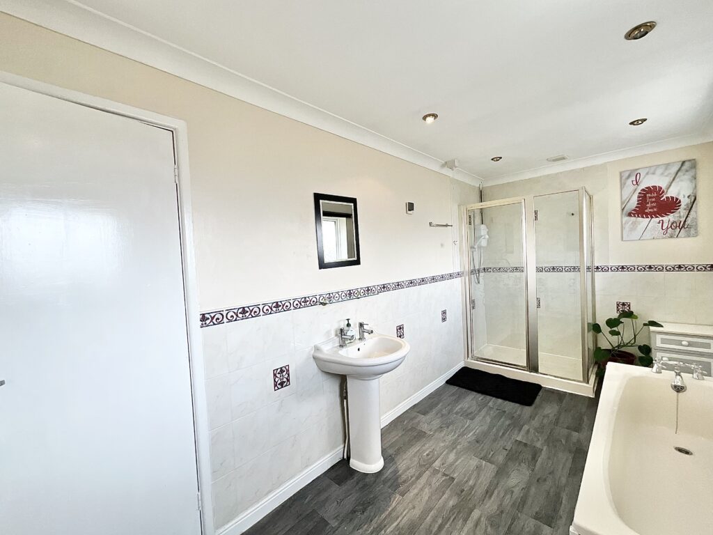 Kempton Grove, Cheadle, ST10