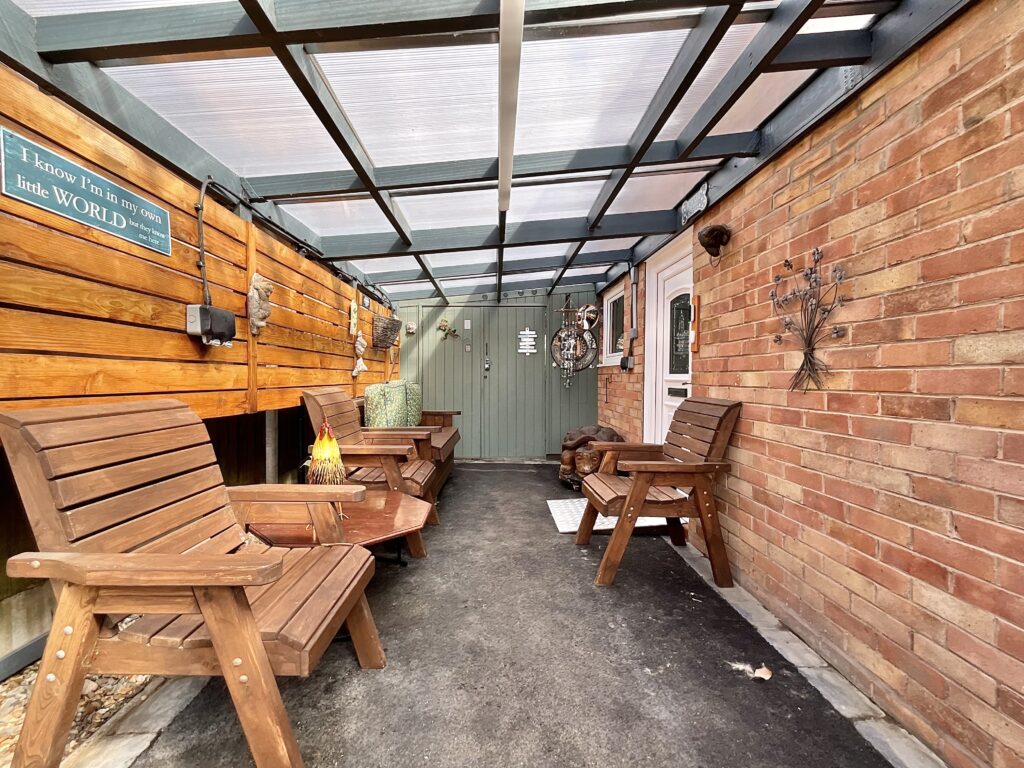 Draycott Drive, Cheadle, ST10