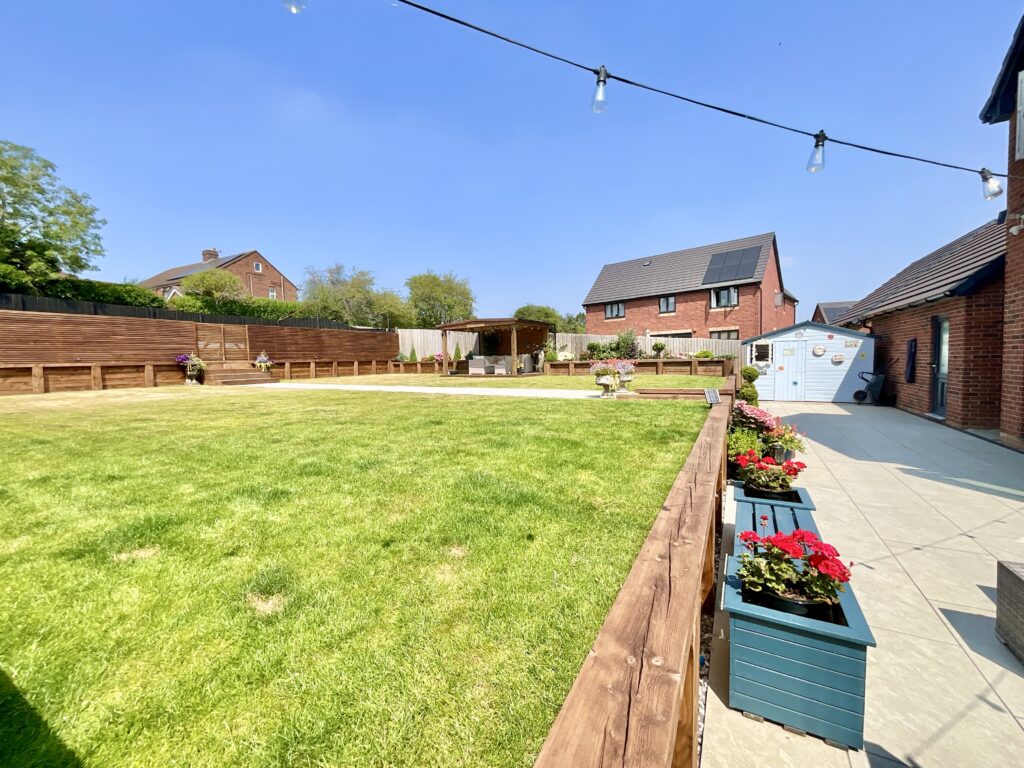 Trentham, Stoke-On-Trent, ST4