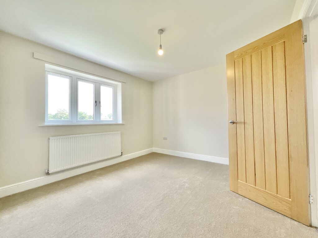Stafford Road, Woodseaves, ST20