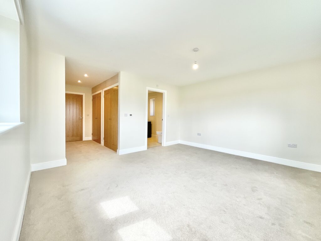 Stafford Road, Woodseaves, ST20
