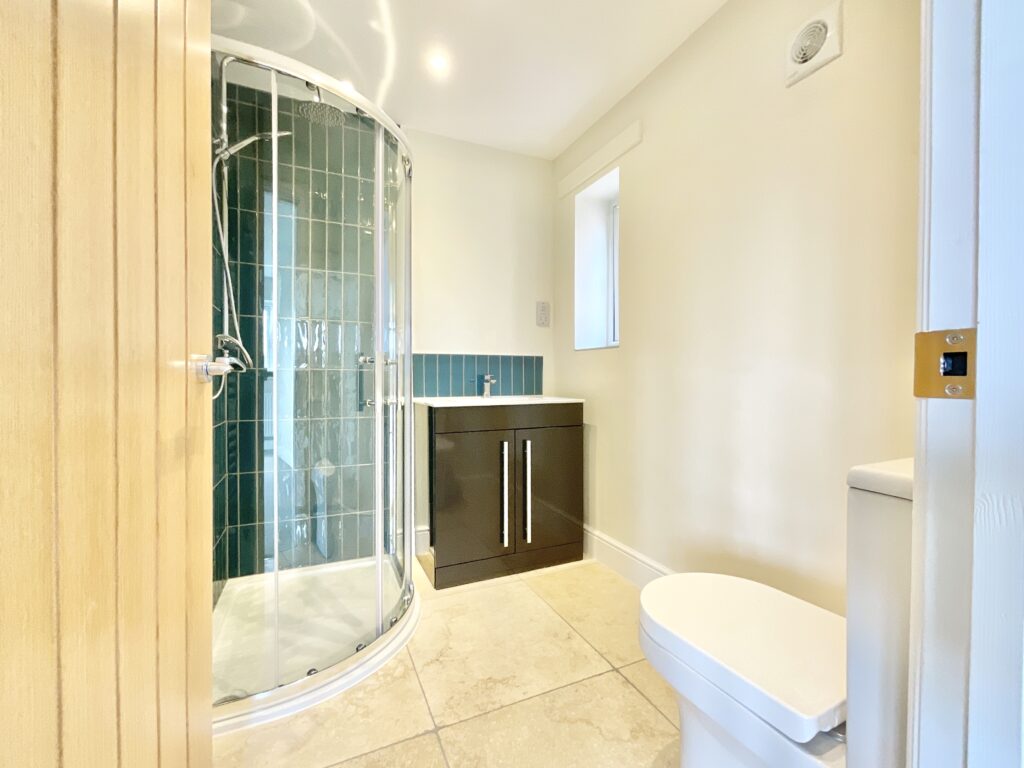 Stafford Road, Woodseaves, ST20