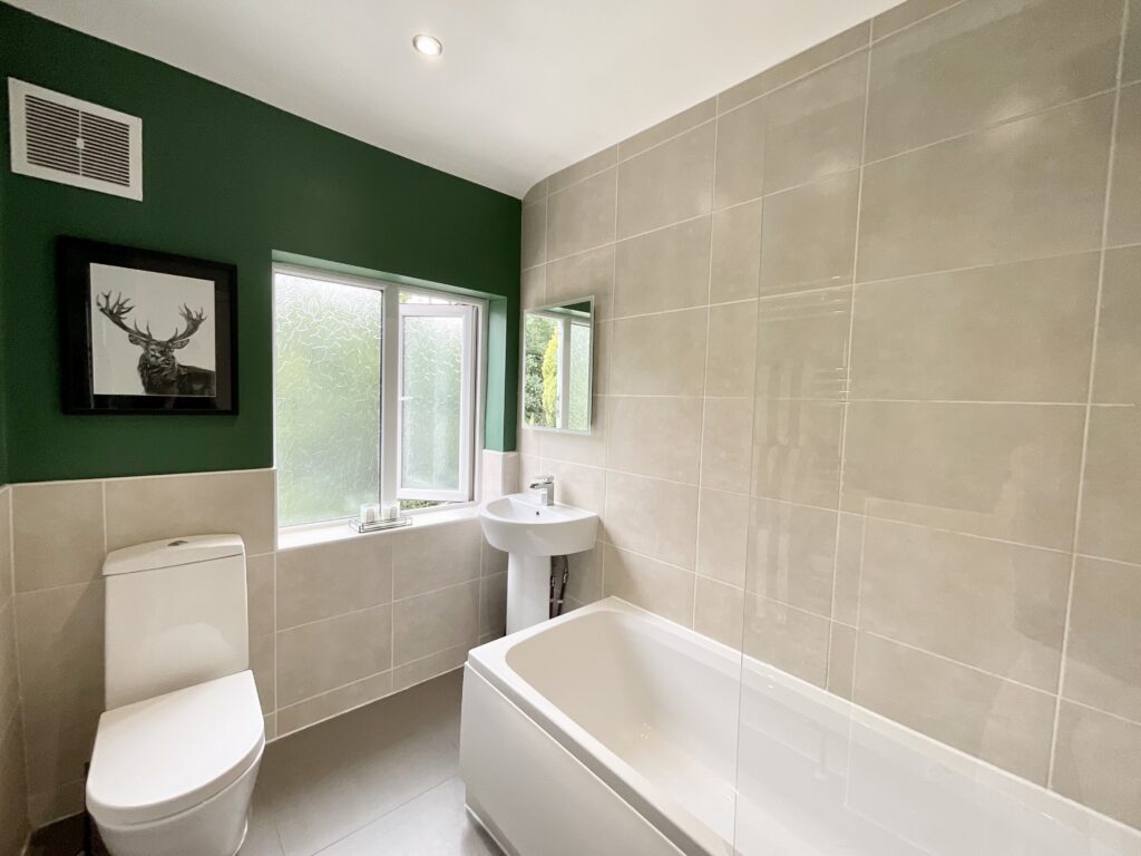 Louise Drive, Stoke-On-Trent, ST3