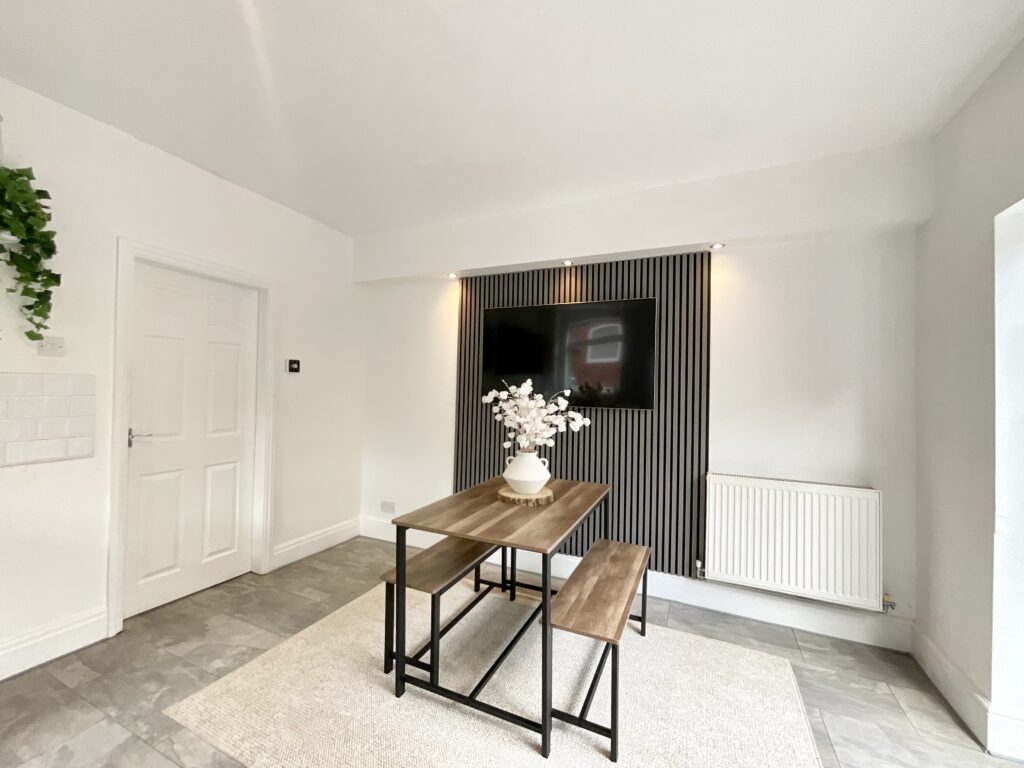 Louise Drive, Stoke-On-Trent, ST3