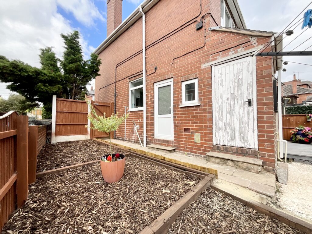 Louise Drive, Stoke-On-Trent, ST3