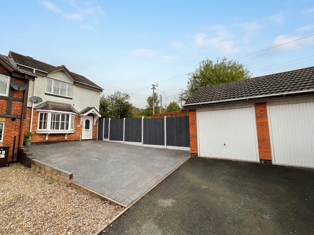Taverners Drive, Stone, ST15