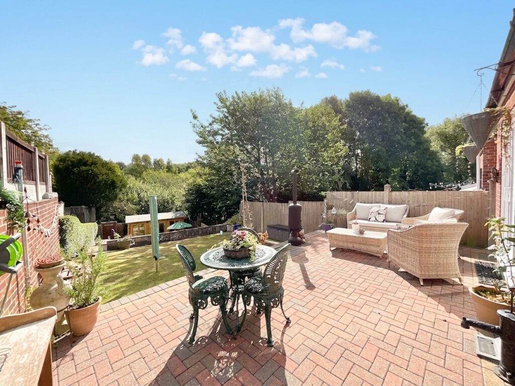 Louise Drive, Stoke-On-Trent, ST3