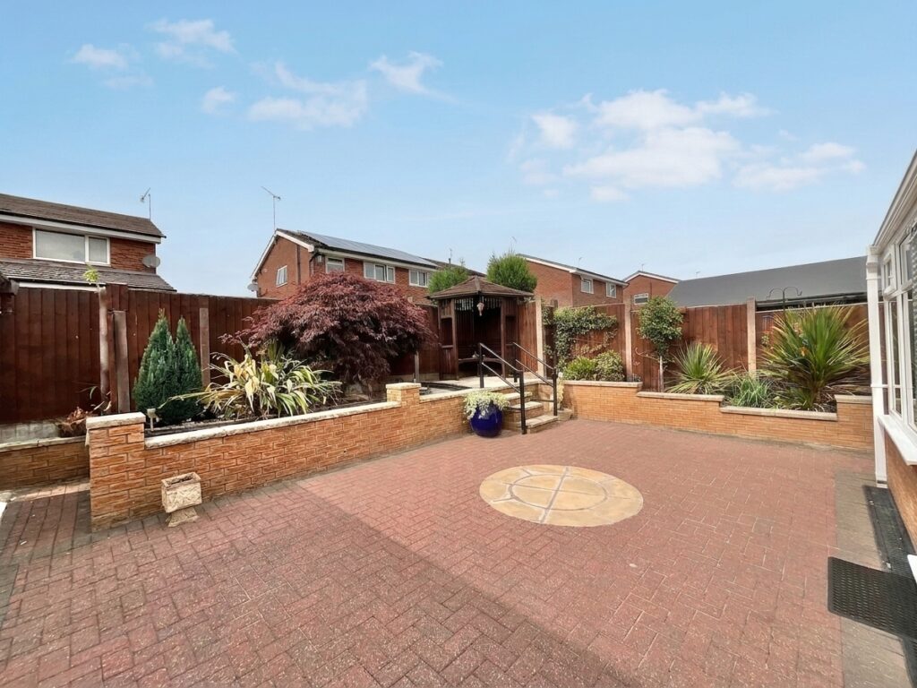 Newmarket Way, Cheadle, ST10